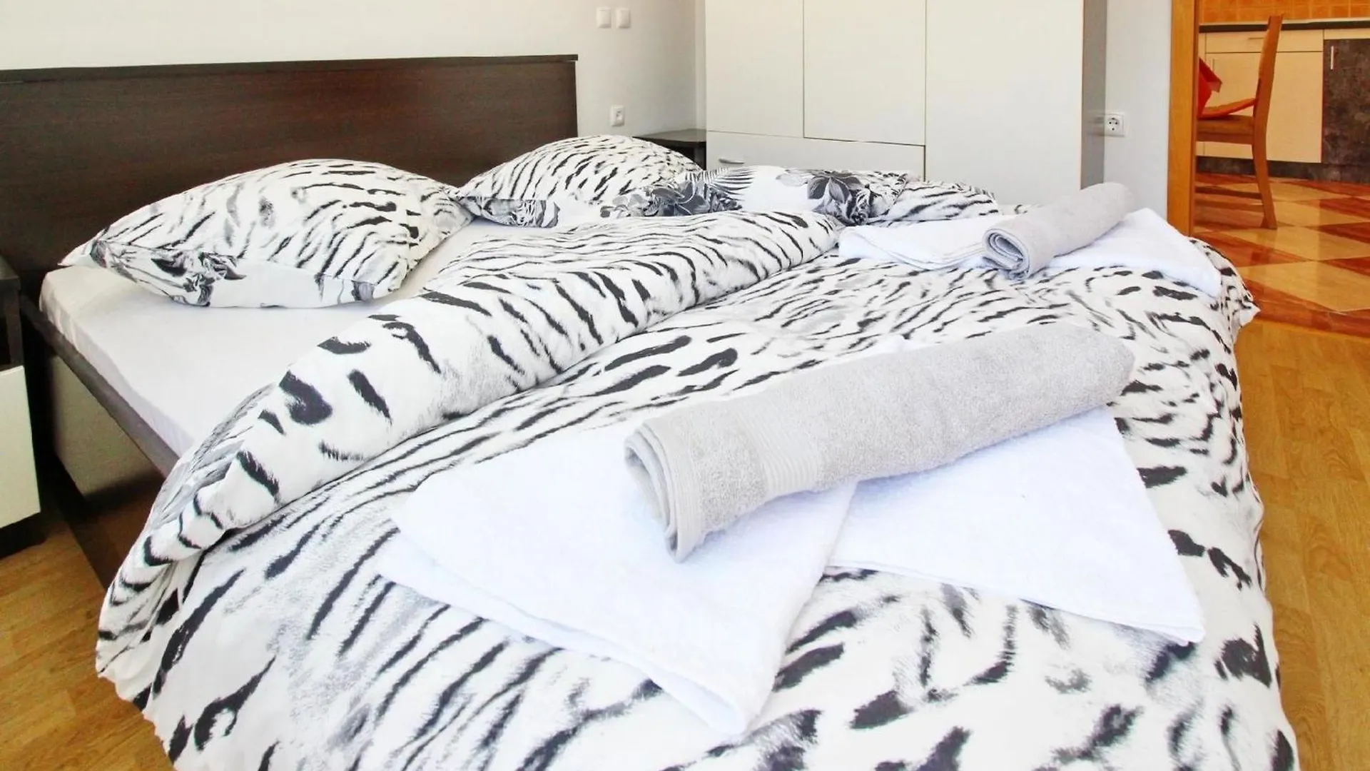 Charmante Ferienwohnung In Baska Mit Eigenem Balkon