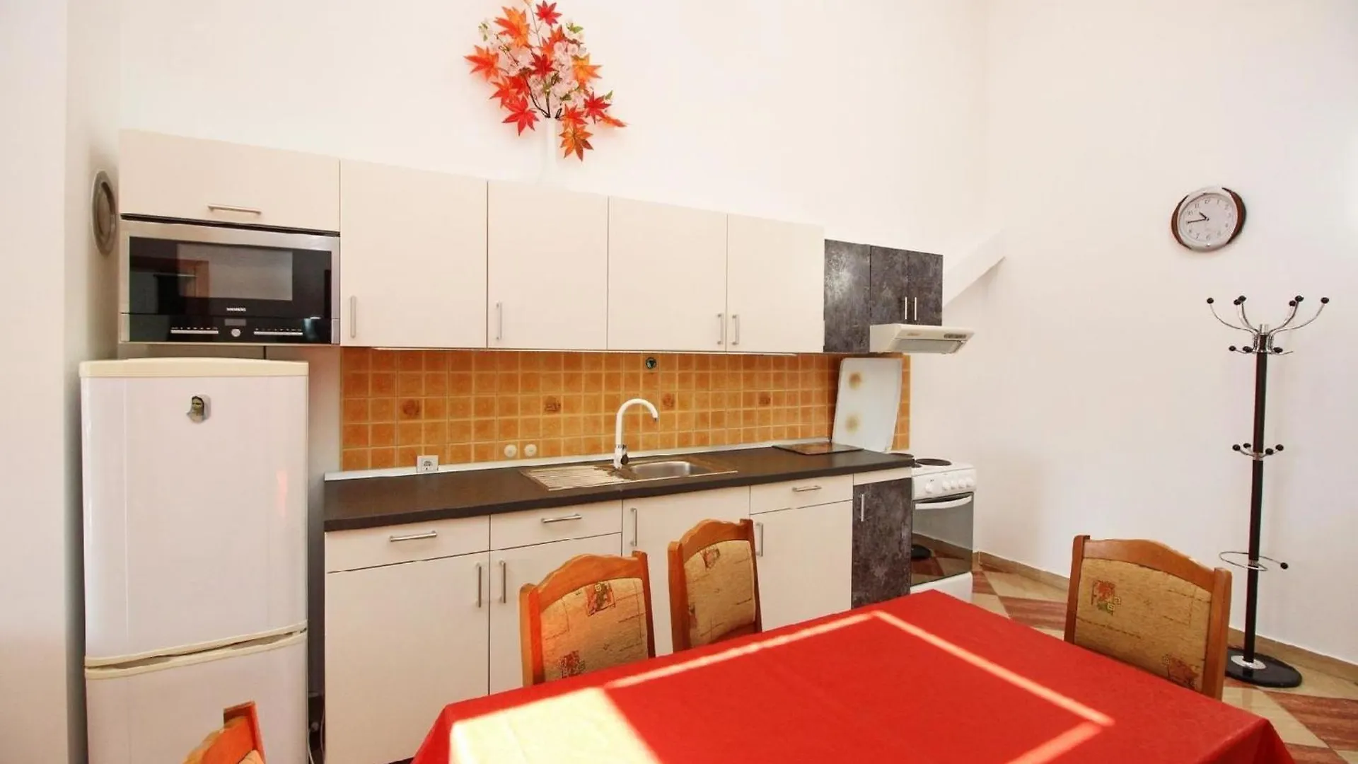 Charmante Ferienwohnung In Baska Mit Eigenem Balkon Baska (Krk)