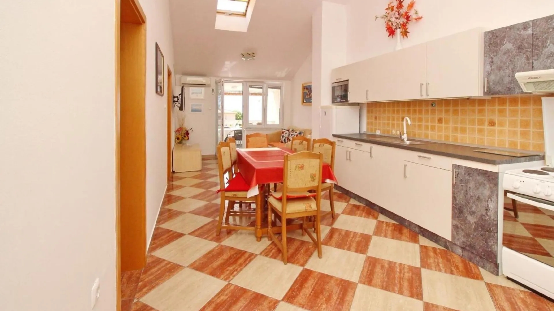 Charmante Ferienwohnung In Baska Mit Eigenem Balkon Apartment Baska (Krk)
