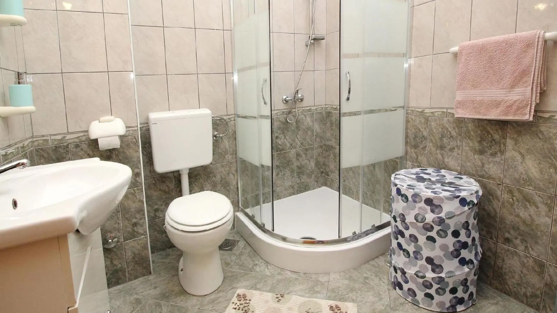 Apartment Charmante Ferienwohnung In Baska Mit Eigenem Balkon